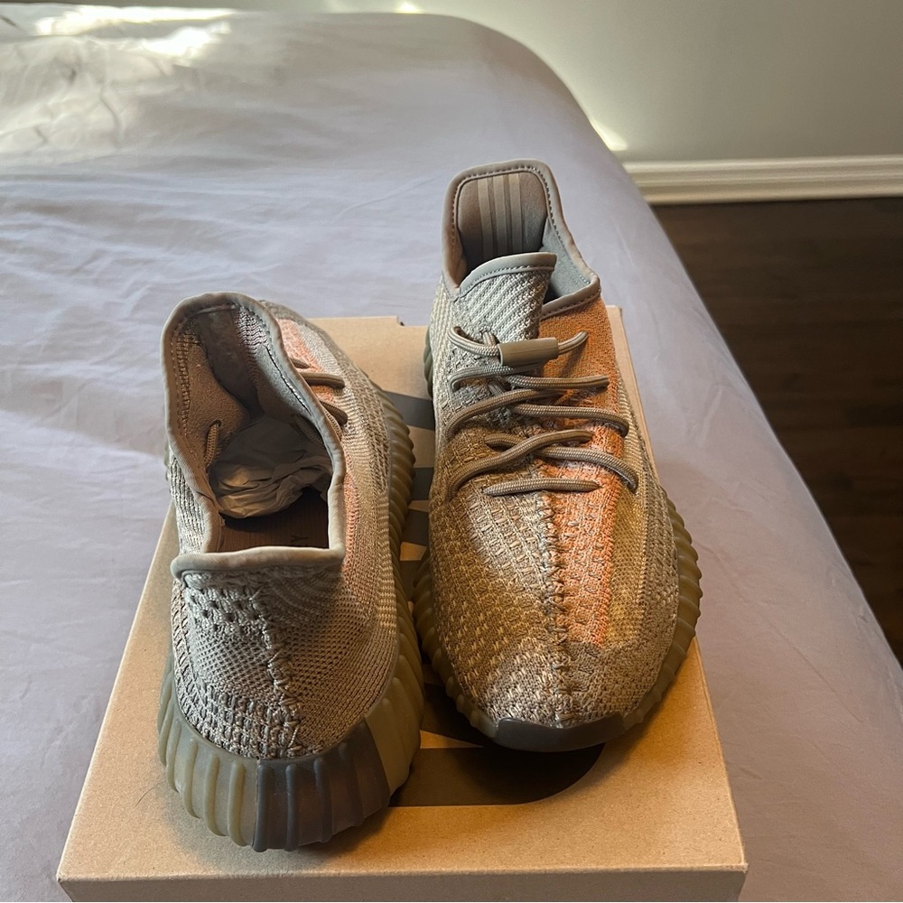 Adidas Yeezy Boost 350 V2 Sand Taupe with Box - Picture 11 of 12